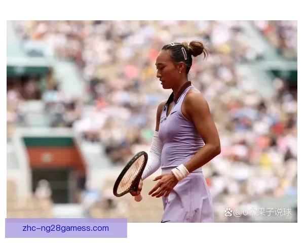 以诺娃守亚洲三姐 郑钦文遭捷克军团12连杀 以诺娃守亚洲三姐 郑钦文遭捷克军团12连杀