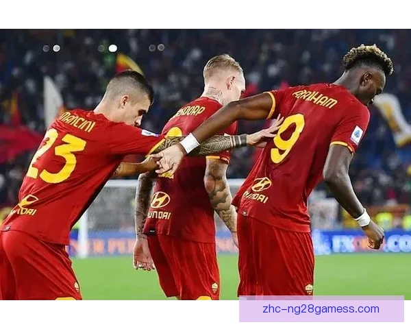 克劳德闪电破门穆帅喜拥庆首球 克劳德闪电破门穆帅喜拥庆首球